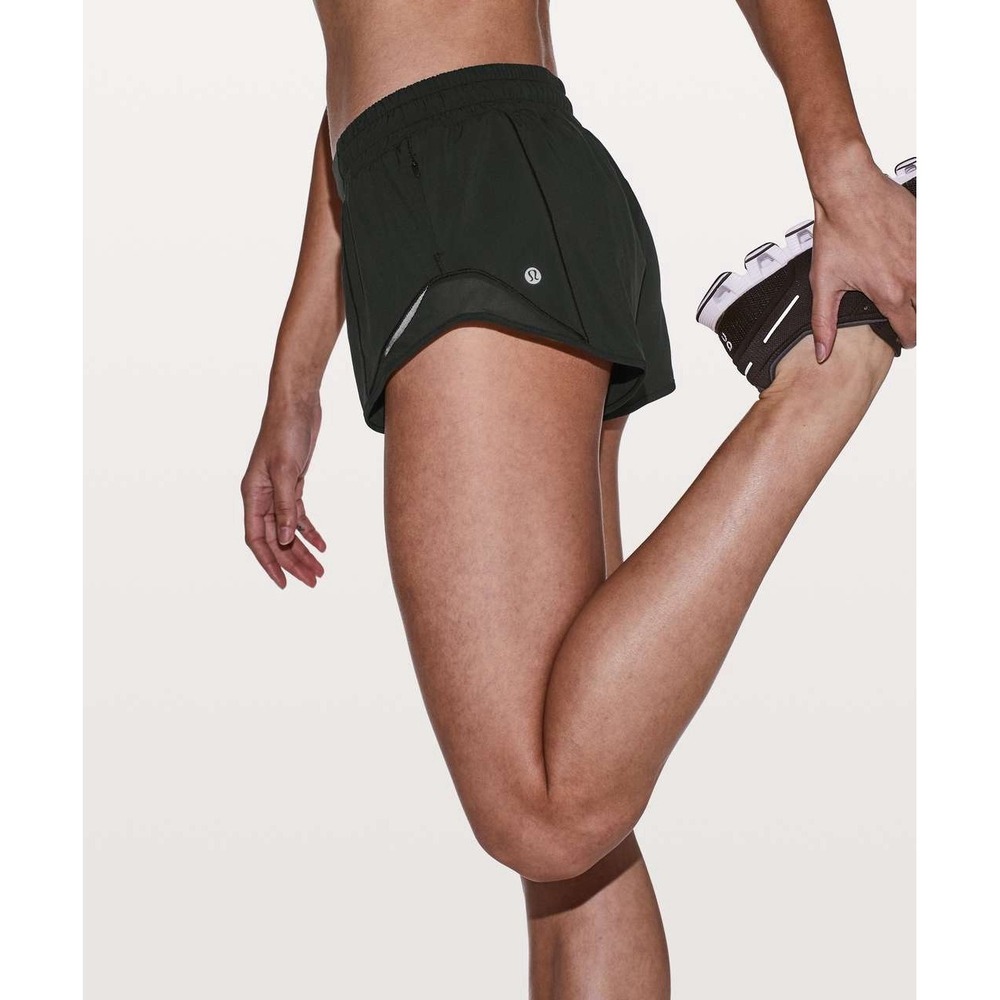 Lululemon Hotty Hot Short II *2.5" Black Women's Size 4 - Picture 3 of 9